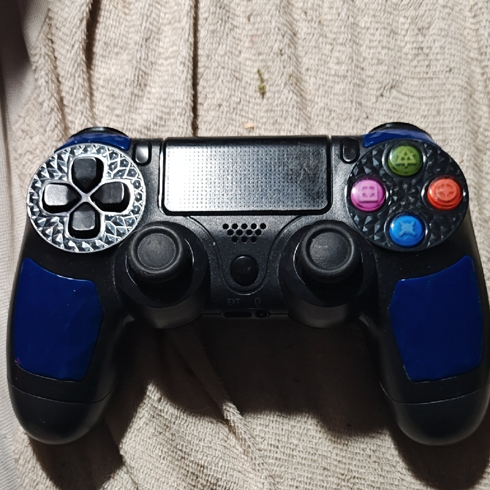 Wireless PS4 Game Controller - Black and Blue